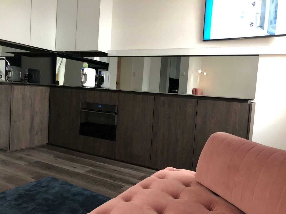 Modern And Luxury Apartment In The Center Of Kaunas Bagian luar foto